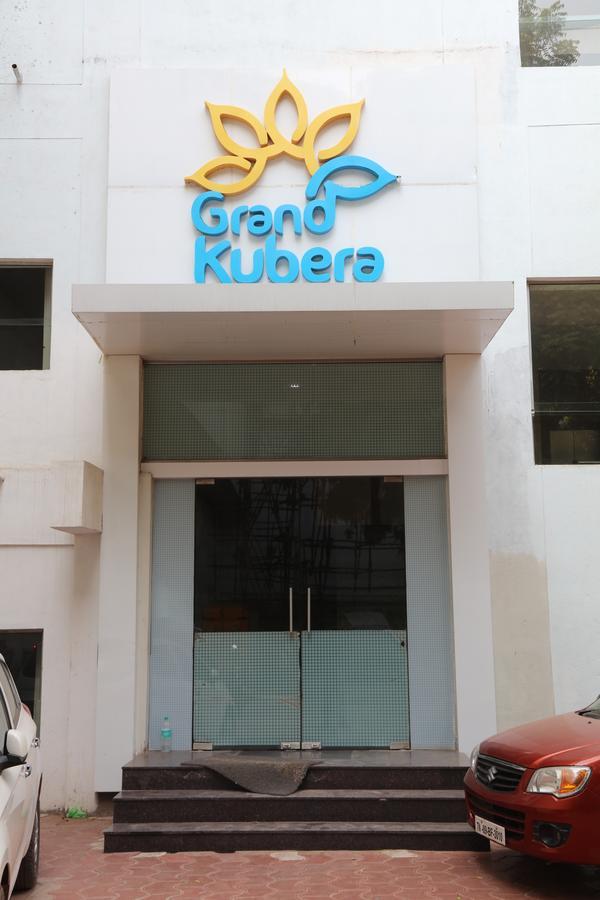 Grand Kubera Hotel Villupuram Exterior photo